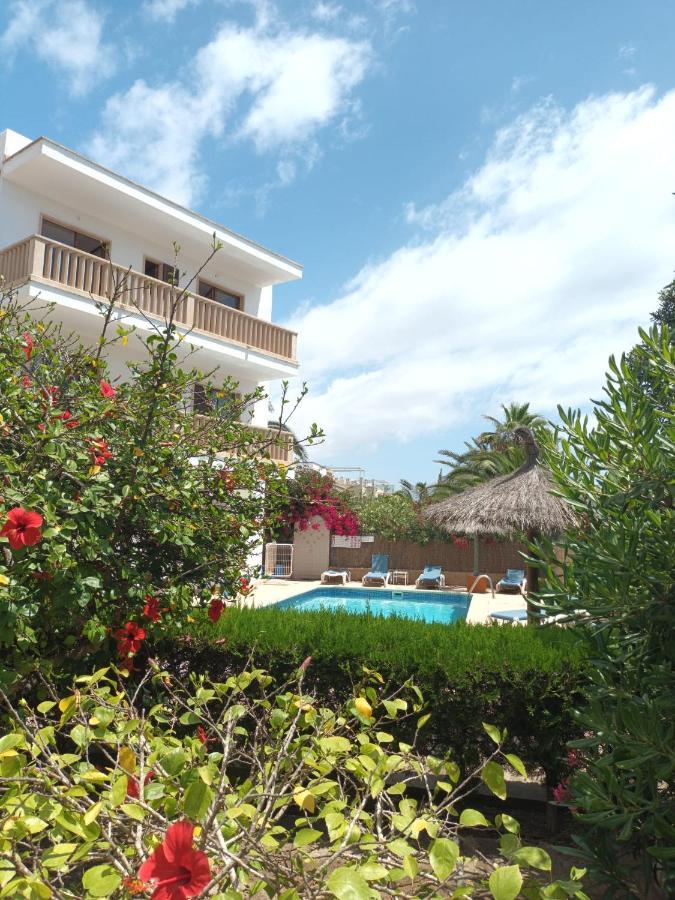 Apartamentos Can Salas Кала-Фігера Екстер'єр фото