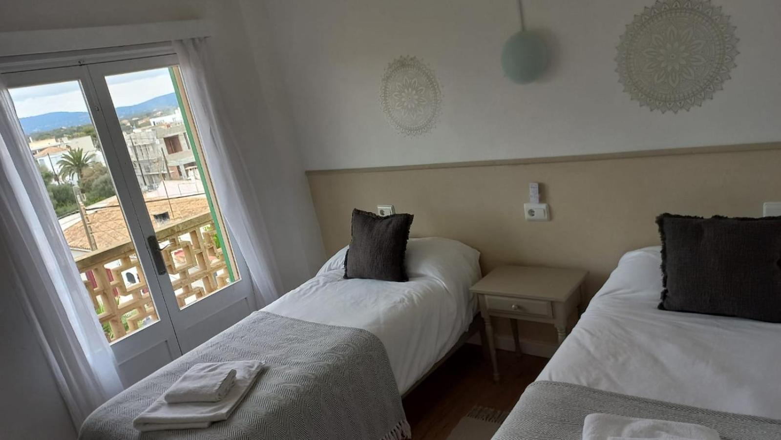 Apartamentos Can Salas Кала-Фігера Екстер'єр фото